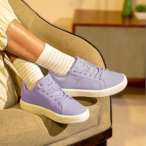 Womens Contrasting Sole Blinc Sneakers - Image 4